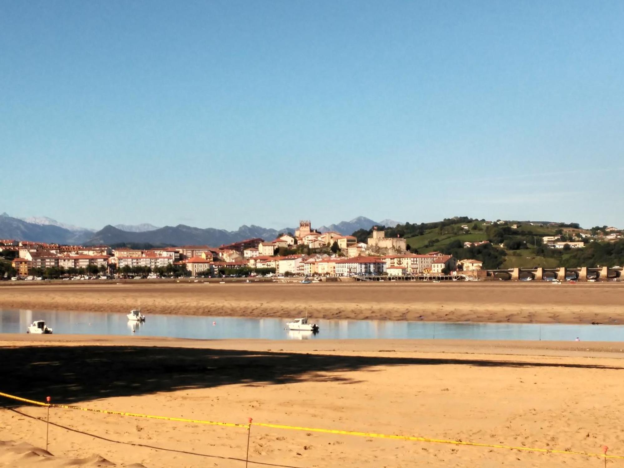 Appartamento Apartamento A 30 Metros De La Playa San Vicente De La Barquera Esterno foto